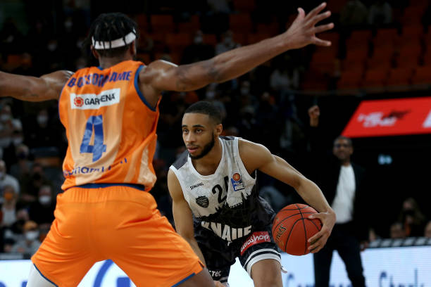 极大减轻了 极大减轻了